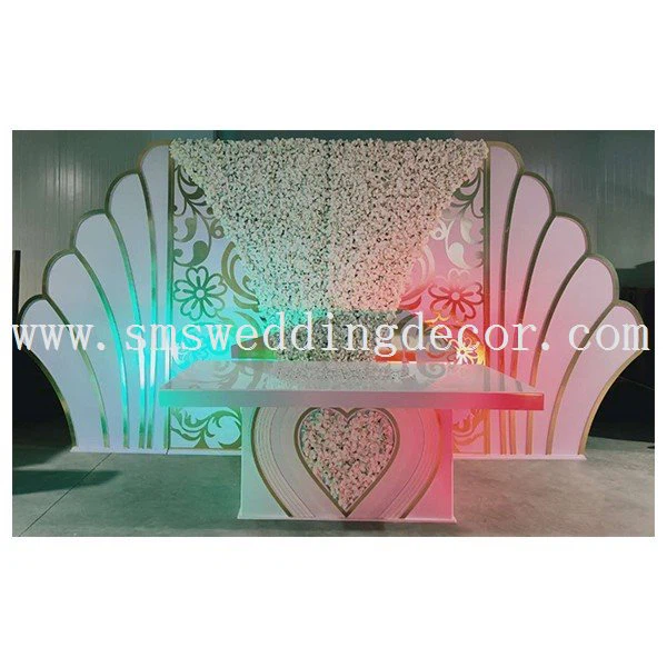 cheap diy wedding arch