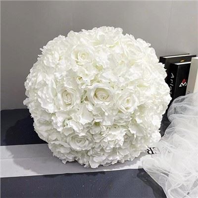 Hortensia suudluspallid