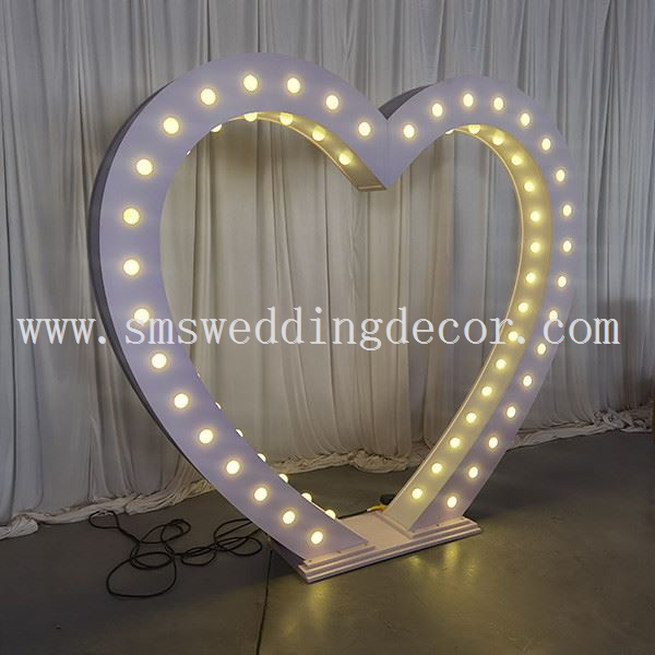 photo wall for birthday party