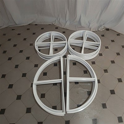 Laest rippuvad rõngad